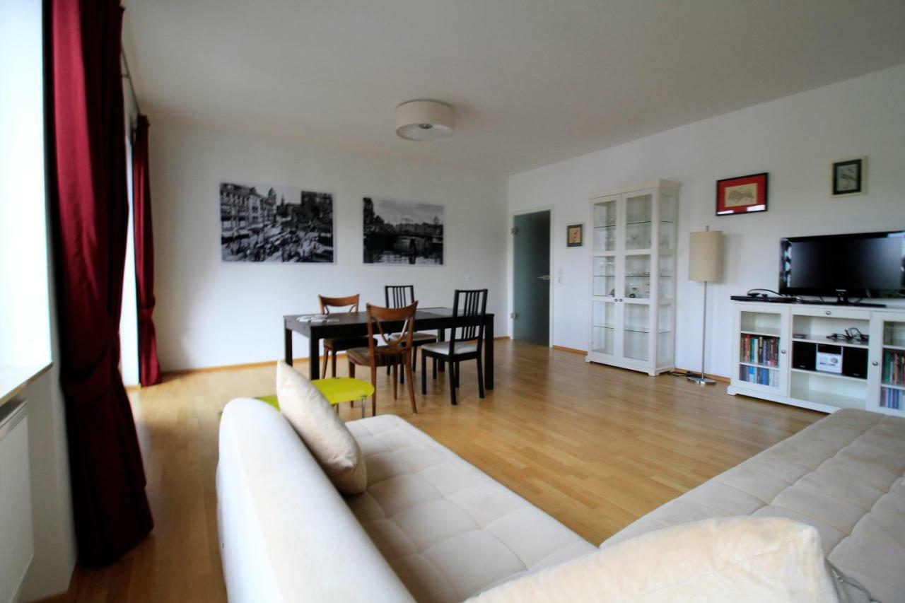Luxury City Apartment - View Of River And Castle Würzburg Kültér fotó
